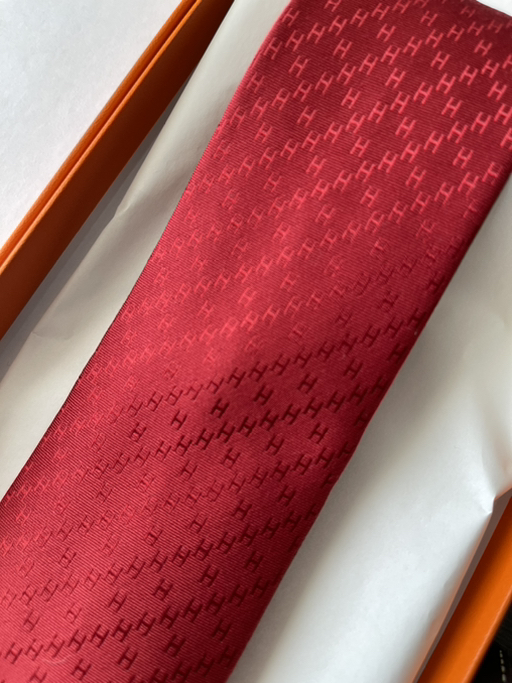 Hermes necktie - Photo 3 view in Midtown Manhattan