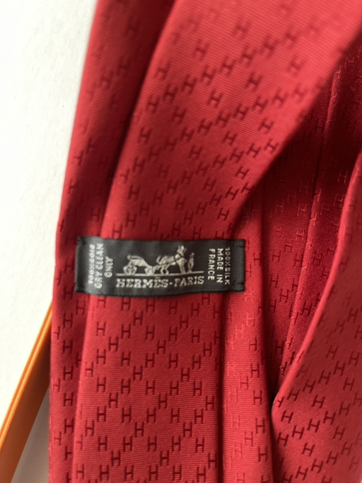 Hermes necktie - Photo 4 view in Midtown Manhattan