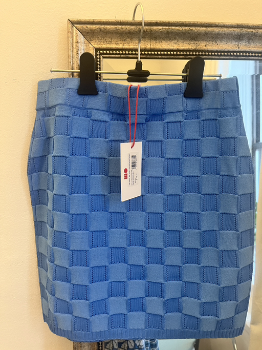 New solid and stripe bottom