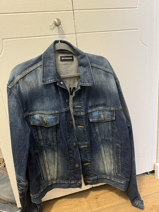 Balenciaga Back Logo Denim Jacket 46-unworn - Photo 2 view in Downtown Manhattan