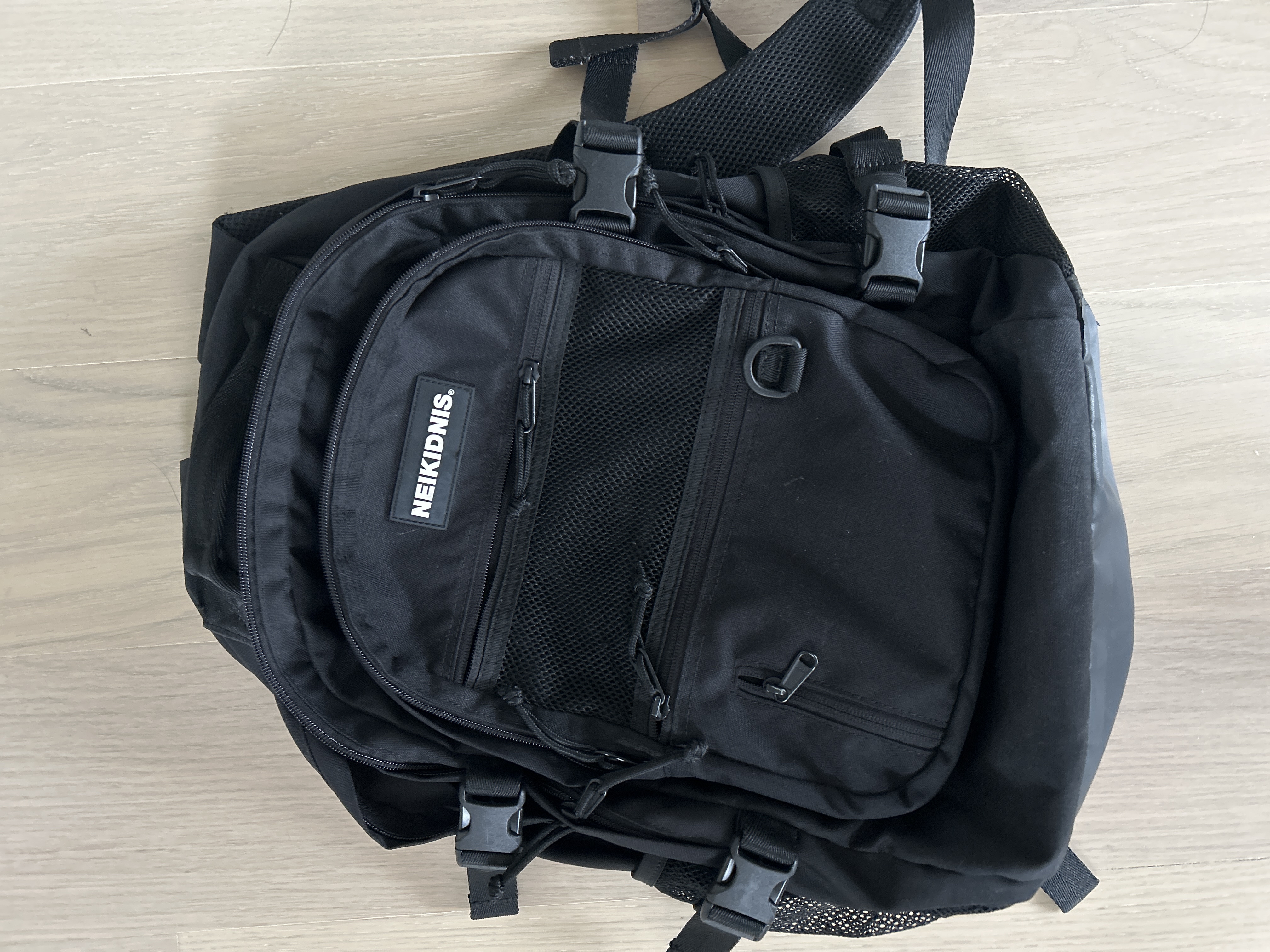 Neikidnis backpack
