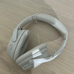 bose headset - Photo 3 view in Upper East Side
