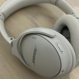 bose headset - Photo 2 view in Upper East Side