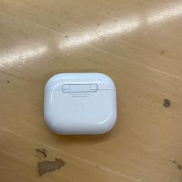 Apple Airpods 3rd Generation - Photo 2 view in Downtown Manhattan