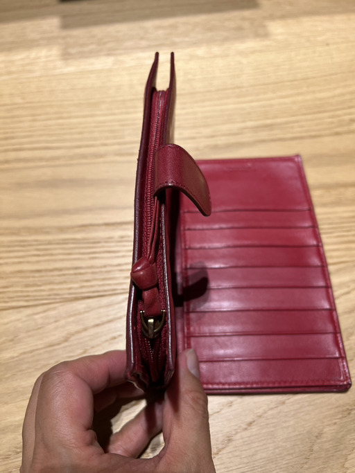 Bottega Veneta Women’s Long Wallet - Photo 5 view in Midtown Manhattan