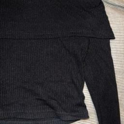 black off-the-shoulder long sleeve - Photo 2 view in Midtown Manhattan