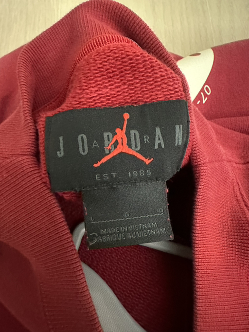 jordan sweatshirt - Photo 3 view in Upper East Side