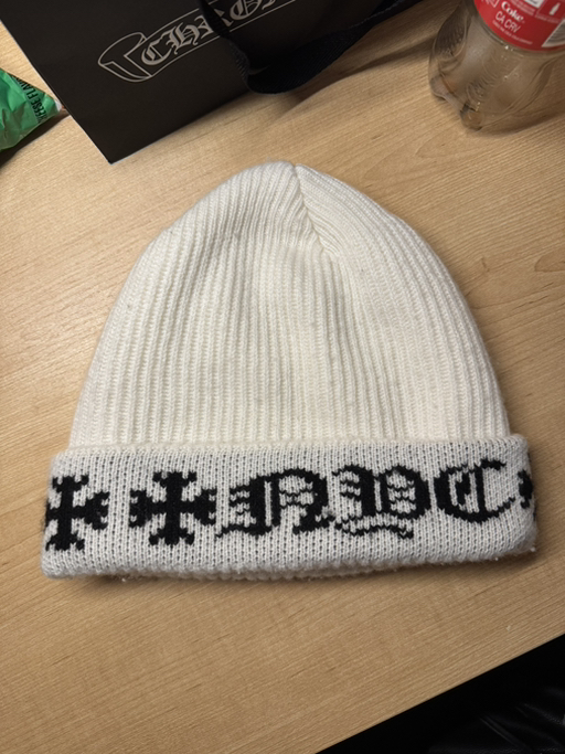ChromeHeart BigDaddy Beanie white - Photo 2 view in Downtown Manhattan