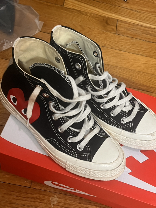 Converse x PLAY Comme des Garçons Chuck 70