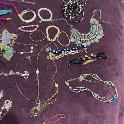 jewerly accessories - Photo 5 view in Manhattan, NY