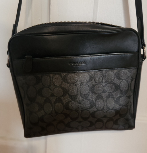 Coach Men massenger bag