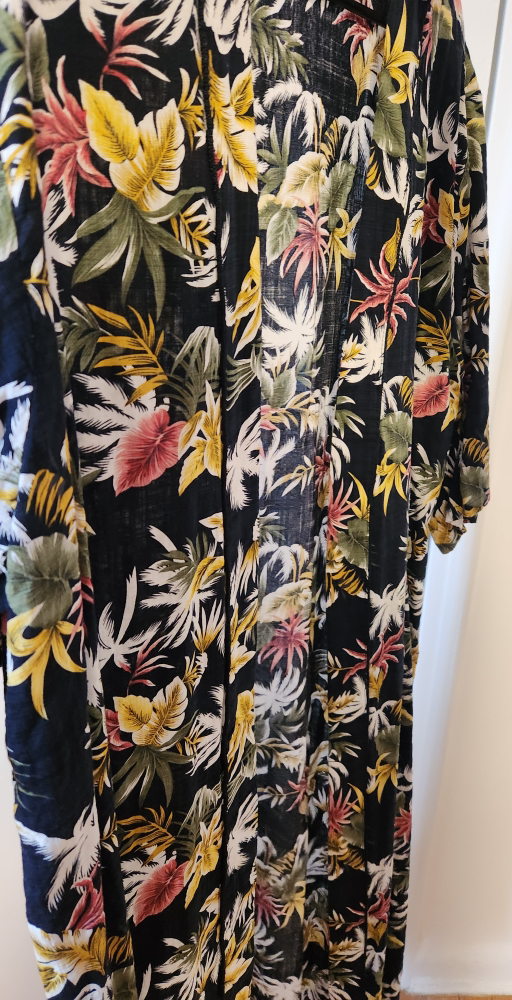 long linen floral jacket - Photo 3 view in Queens, NY