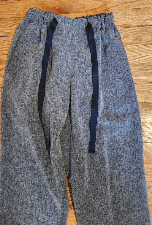 gray textured easy pants - Photo 2 view in Queens, NY