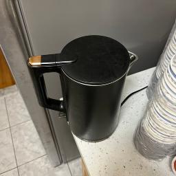black electric kettle - Photo 3 view in Queens, NY