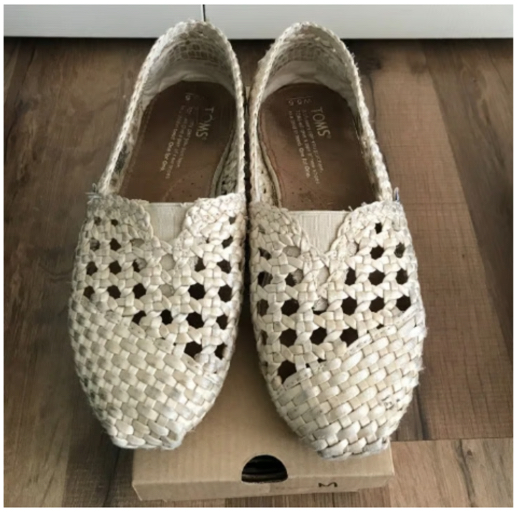 TOMS Women's unique slip on