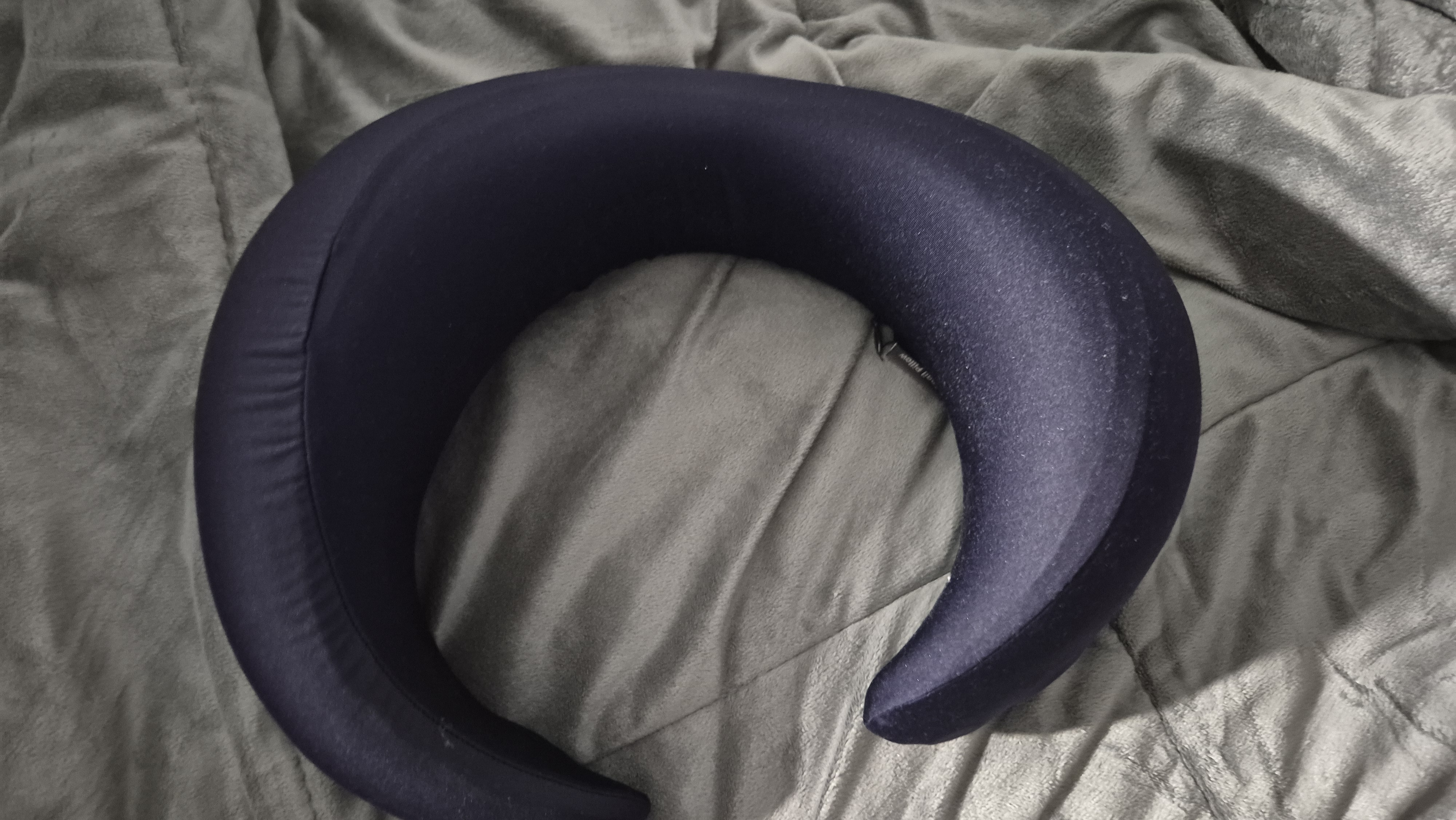 Neck pillow  - Photo 2 view in Manhattan, NY