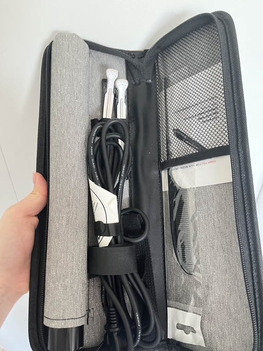 2 in 1 hair straightener and curler - Photo 4 view in Manhattan, NY