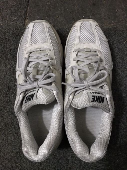 Nike Zoom Vomero 5 Running Shoes Gray Shoes Mens Size 10 BV1358-001