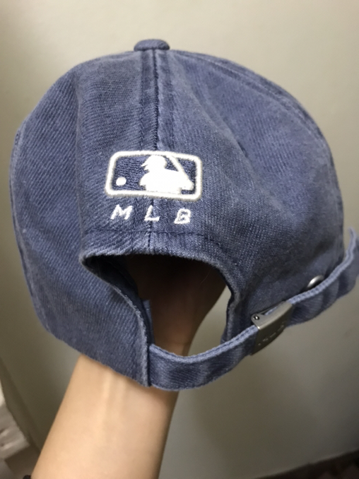 MLB New York Yankees Cap -  Unisex - Photo 2 view in Manhattan, NY