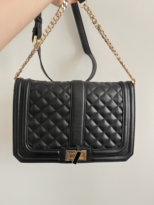 Guess Shoulder bag