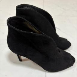 Vince Camuto - Photo 2 view in Queens, NY
