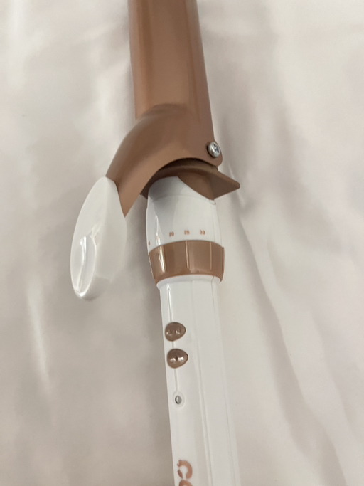 Conair Hair curling Iron - Photo 2 view in Manhattan, NY