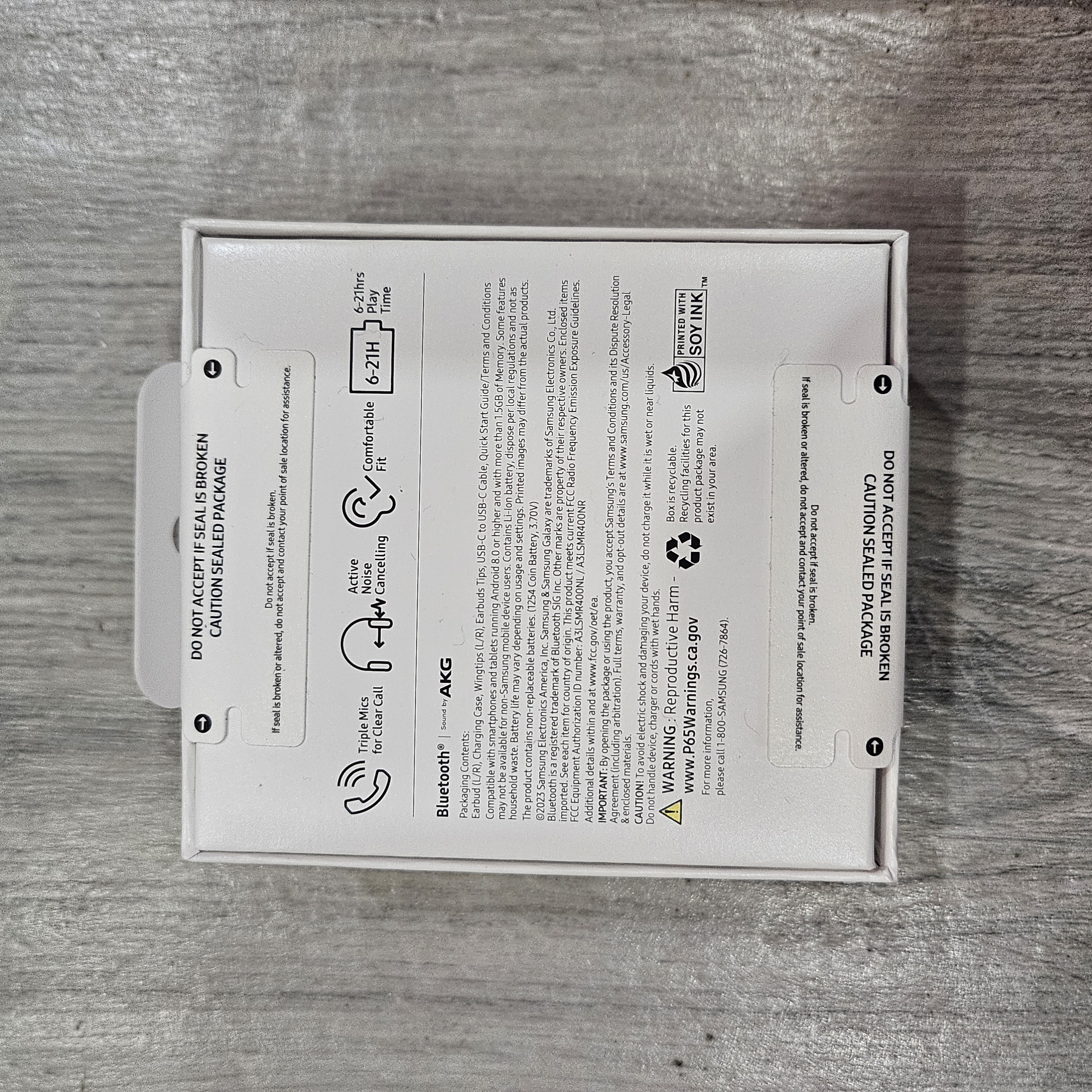 NEW Samsung Galaxy Buds FE - Photo 3 view in Queens, NY