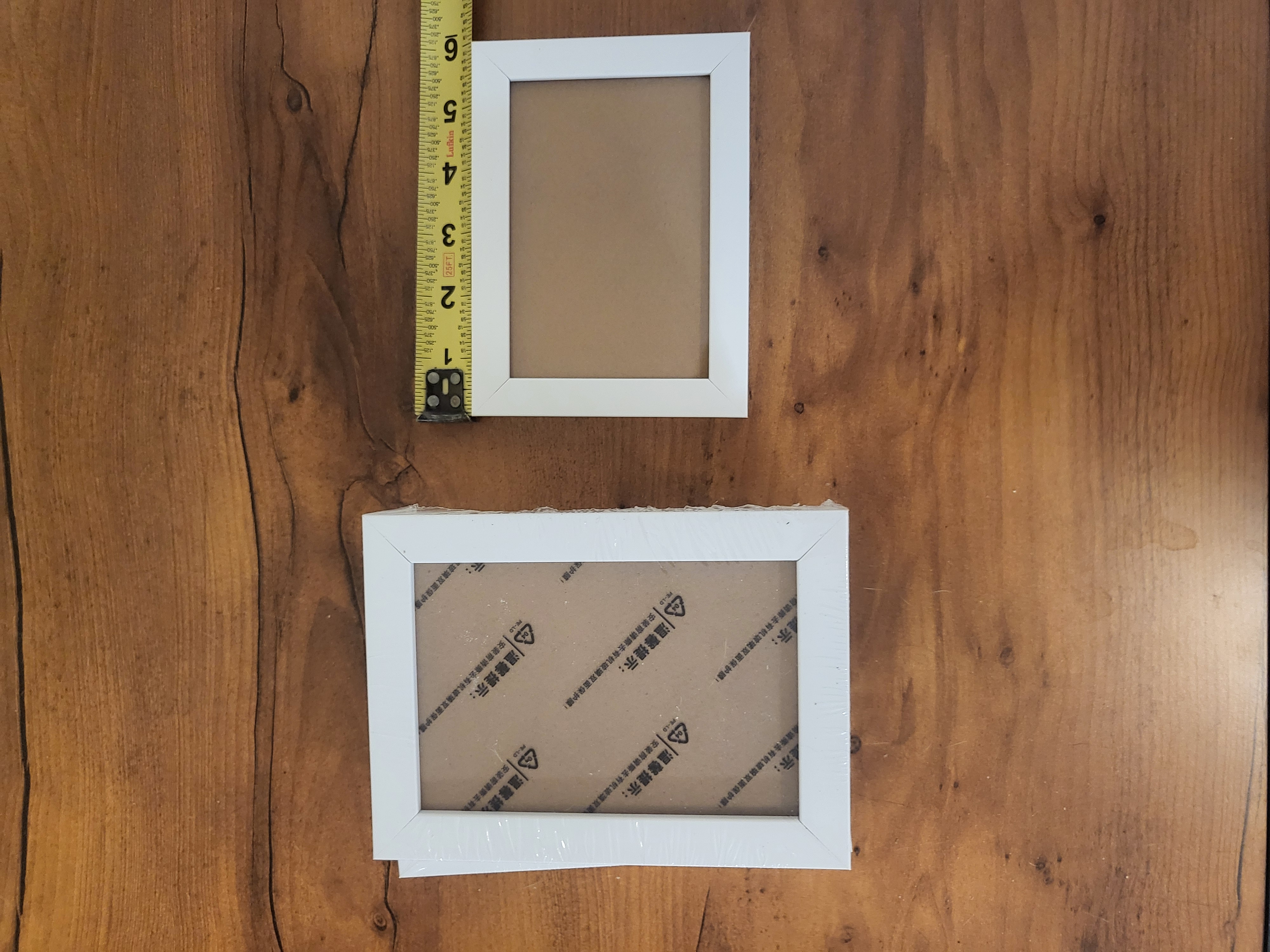white photo frame 8 pieces. - Photo 2 view in Manhattan, NY