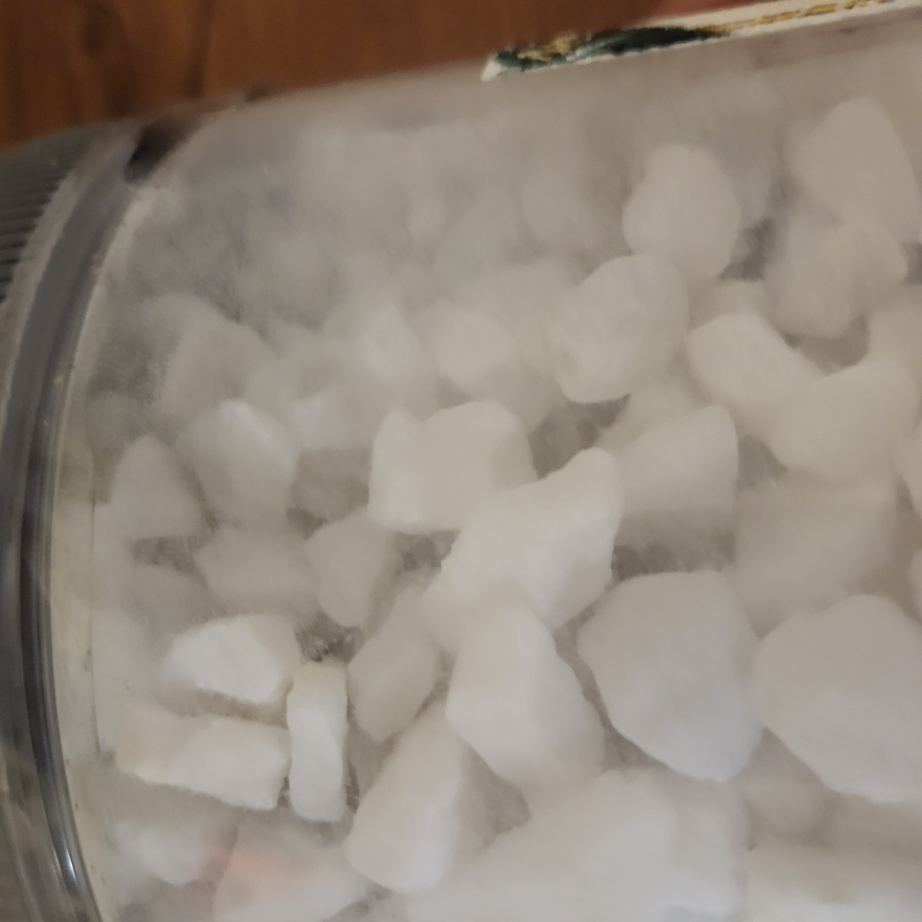 White marble nuggets for fish tank - Photo 3 view in Manhattan, NY