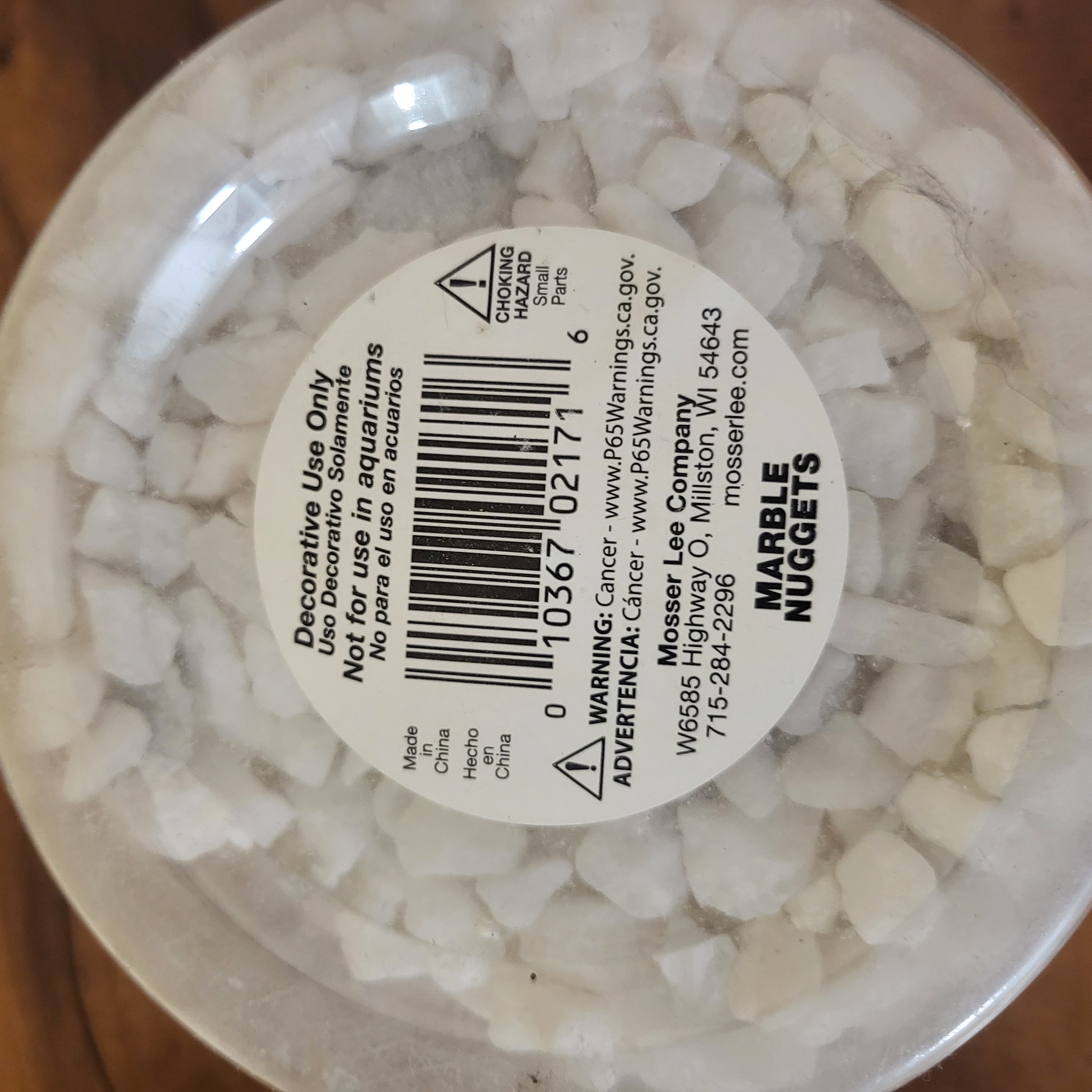 White marble nuggets for fish tank - Photo 2 view in Manhattan, NY