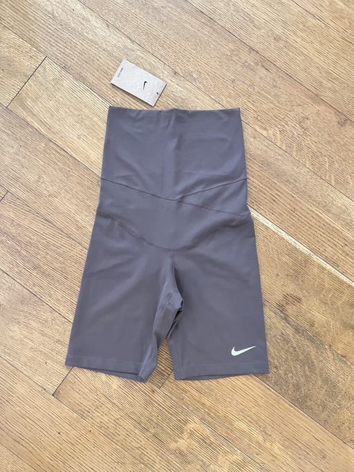 Nike Maternity Dri-Fit Bike Shorts(NWT)