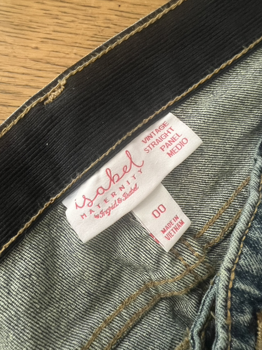 Vintage Stretch Straight Maternity Jeans – NWT (XS) - Photo 3 view in Queens, NY