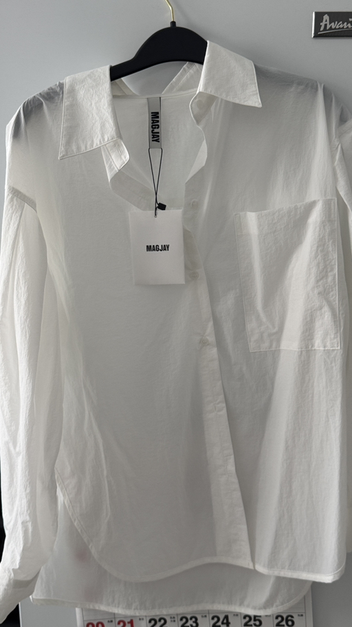 magjay NYLON TWO WAY SHIRT - WHITE - Photo 2 view in Queens, NY