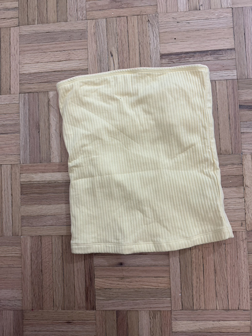 Old navy tube top - Photo 3 view in Manhattan, NY