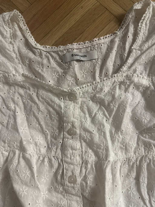 korean embroidered blouse  - Photo 3 view in Manhattan, NY