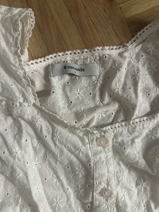 korean embroidered blouse  - Photo 9 view in Manhattan, NY