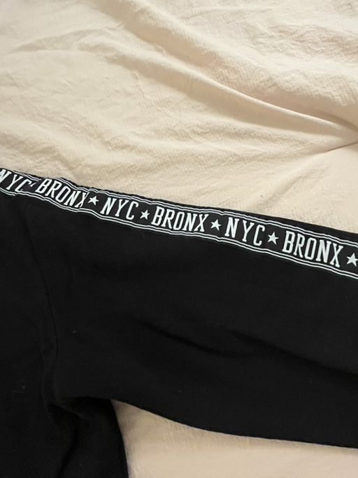 Hollister Black Crop Sweatshirt - Photo 2 view in Hudson County, NJ