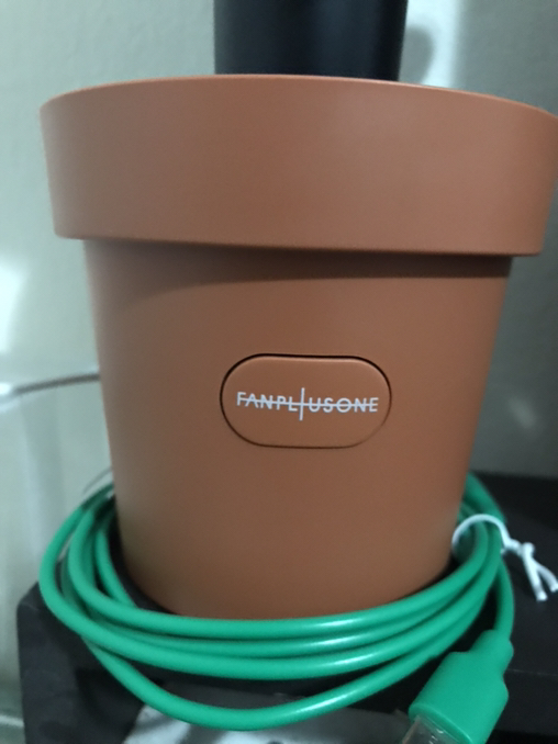 G-DRAGON - Official Light Stick and Cradle Set - Photo 3 view in Queens, NY