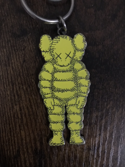 Kaws x Brooklyn museum yellow keychain