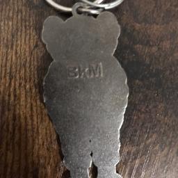Kaws x Brooklyn museum yellow keychain - Photo 3 view in Queens, NY
