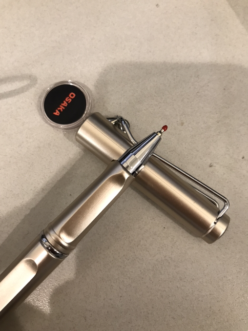 Osaka Souvenir Pen – Lightweight – With Osaka Keychain Clip