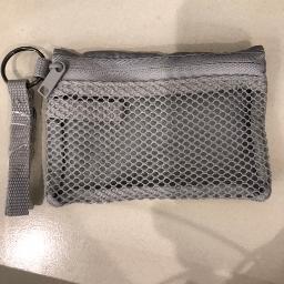 Small Mesh Pouch – Gray Zipper – 2 Compartments – Easy to Carry