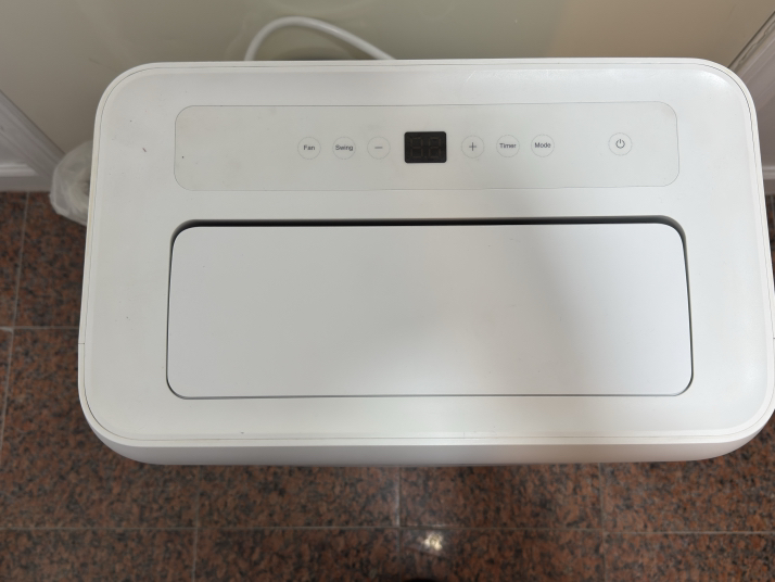 GREE 8,200 BTU Portable AC - Brand New, Never Used - Photo 2 view in Queens, NY