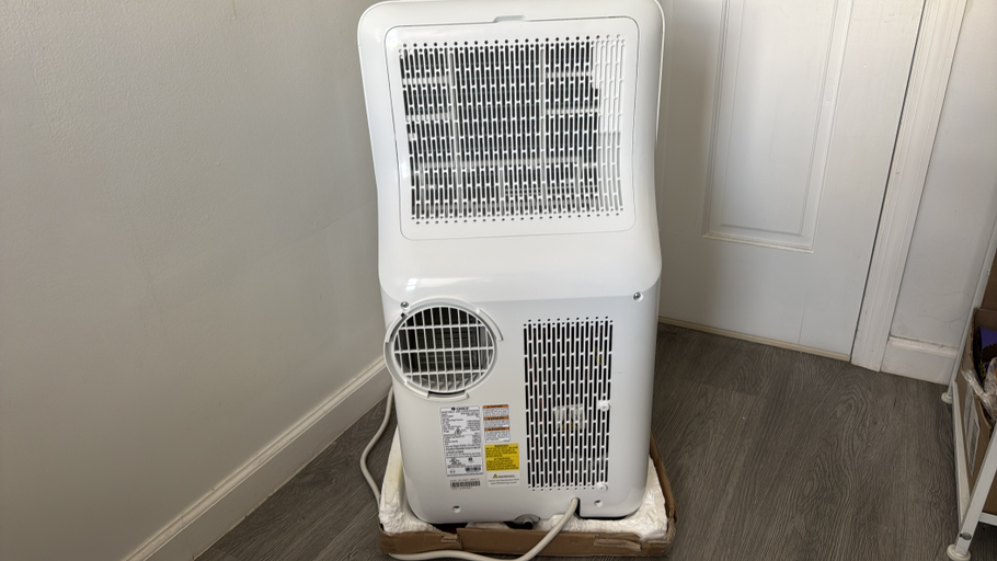 GREE 9,600 BTU Portable AC - Brand New, Never Used - Photo 5 view in Queens, NY