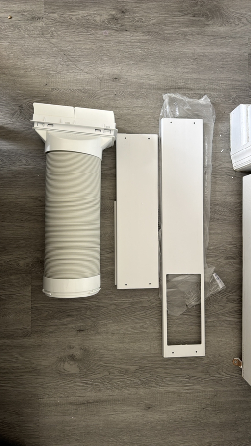 GREE 9,600 BTU Portable AC - Brand New, Never Used - Photo 8 view in Queens, NY