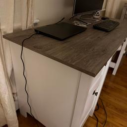Desk - Photo 3 view in Hudson County, NJ
