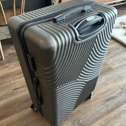Large Hardshell Checked Luggage/ Suitcase - photo 4