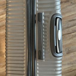 Large Hardshell Checked Luggage/ Suitcase - photo 6