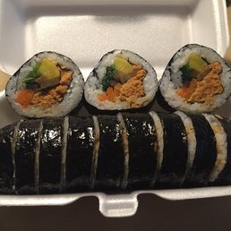 Spicy Tuna Kimbap (매운참치김밥)