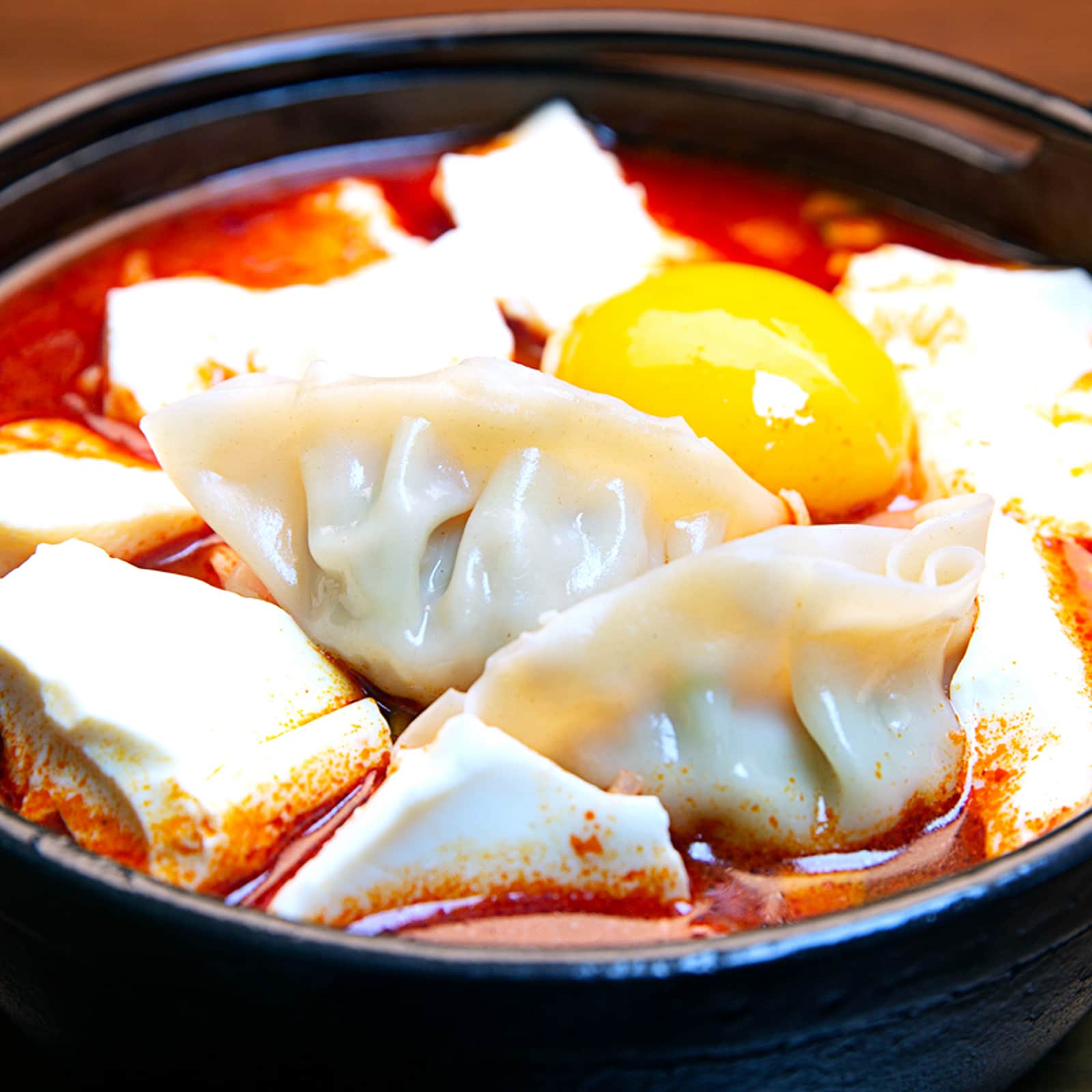 Dumpling Soft Tofu Soup (만두순두부)